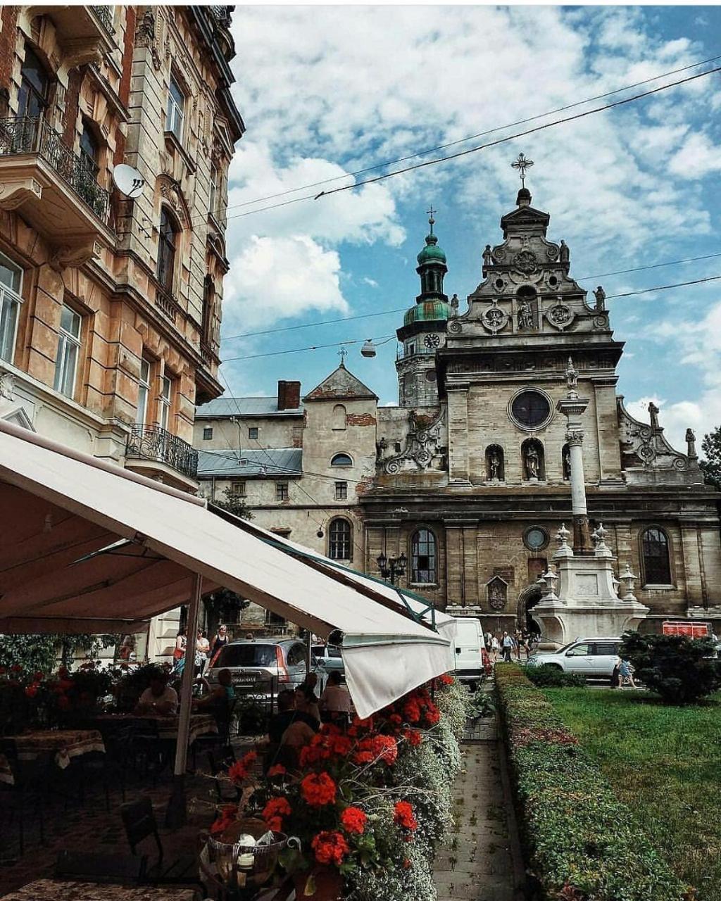 Green Apartment Lviv Eksteriør billede